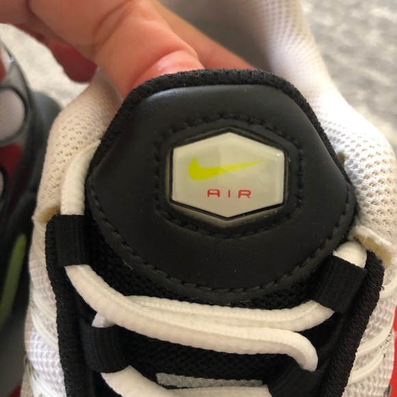 ✔️ NIB✔️ NIKE 'White Volt' Air Max Plus - Picture 6 of 11